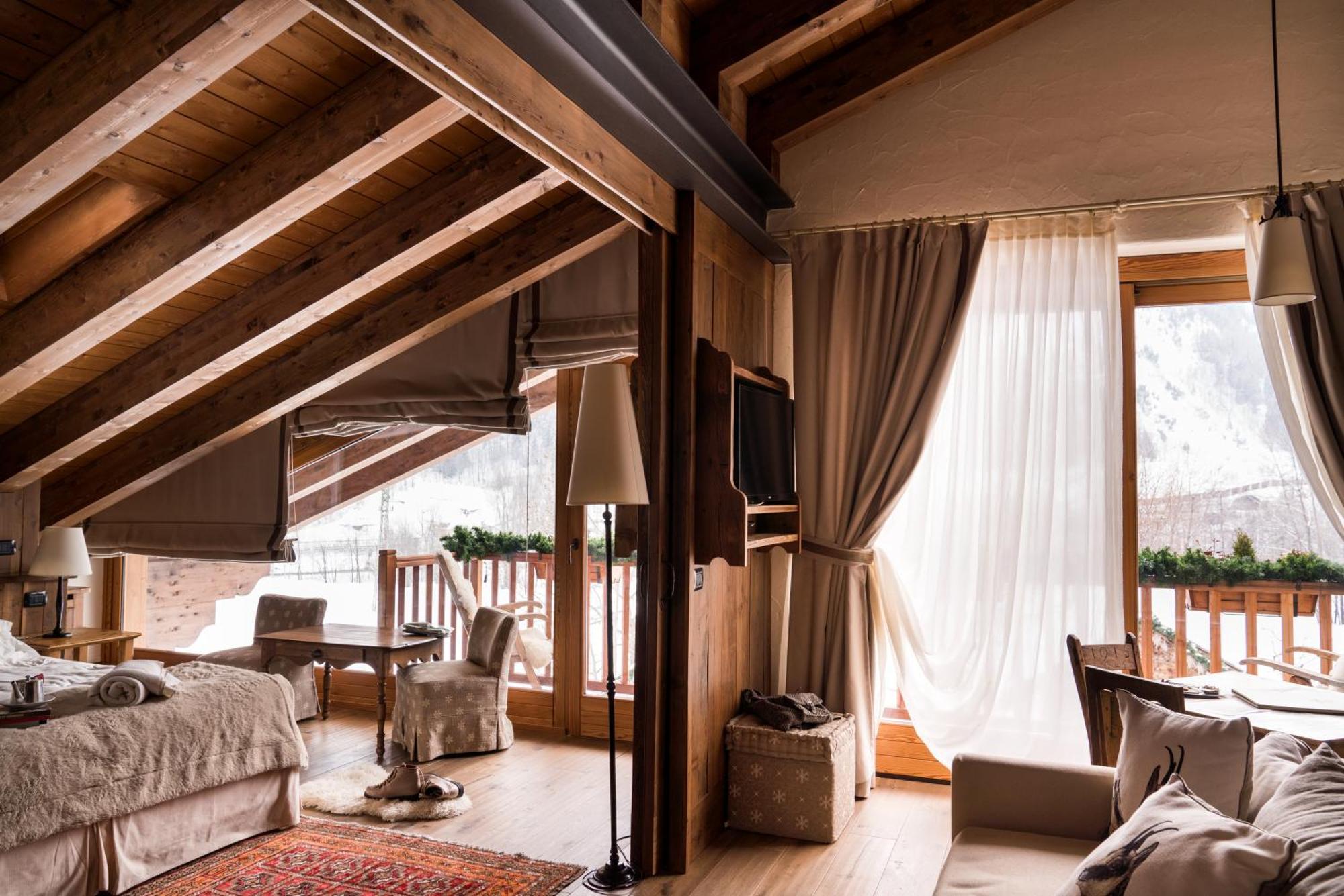 Auberge De La Maison Courmayeur Exterior photo