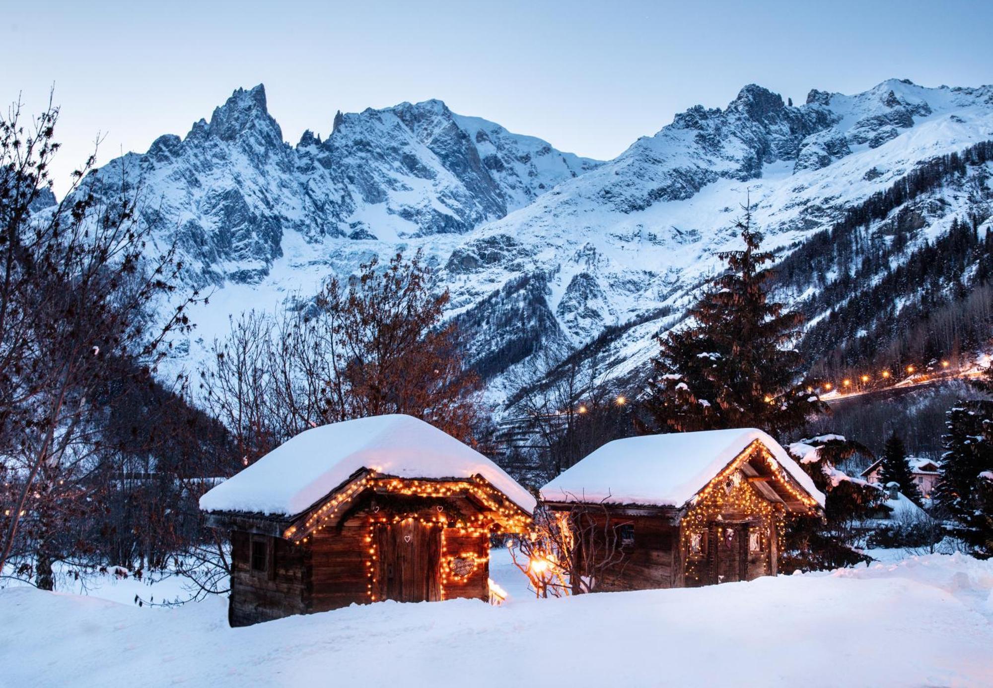 Auberge De La Maison Courmayeur Exterior photo